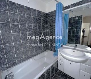  Appartement � vendre 3 pi�ces 65 m�