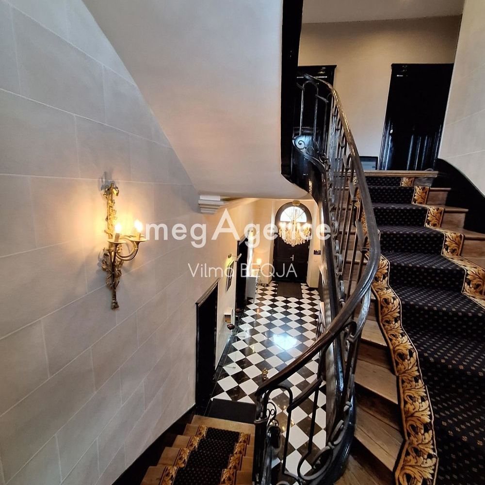 � vendre  H�tel Particulier Sens (89100)