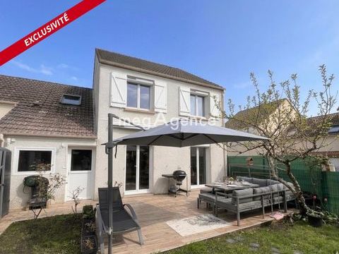   Maison familiale r�nov�e � 4 chambres et combles � quartier recherch� de Plaisir Maison - 5 pi�ce(s) - 105 m�