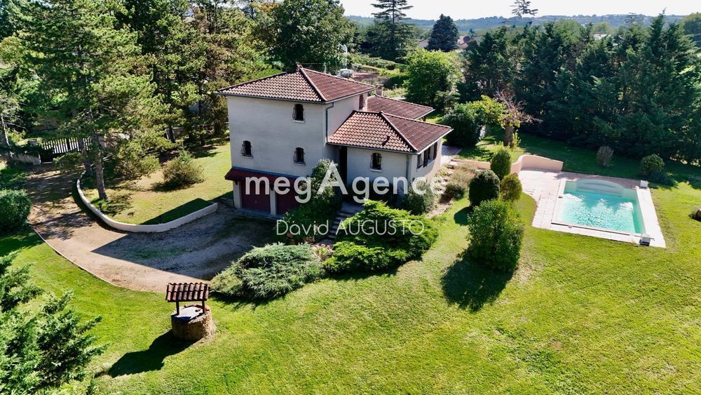 � vendre  Maison Dommartin (69380)