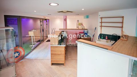 Local pour profession lib&eacute;rale � Quartier Fr&eacute;jus plage. 177508 83600 Frejus