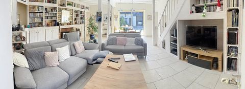   proche des commodit�s ,cadre paisible et agr�able Maison - 7 pi�ce(s) - 193 m�