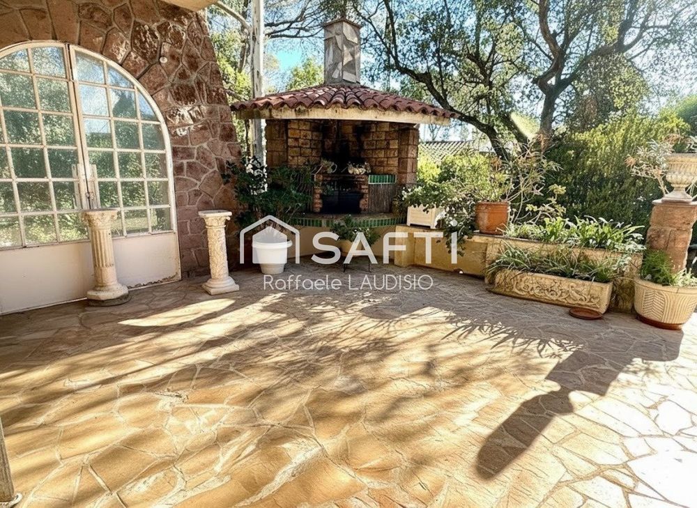 � vendre  Maison Agay (83530)