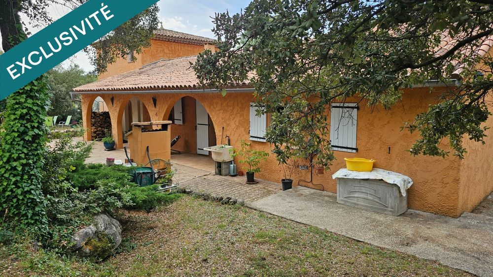 � vendre  Maison Sillans-la-Cascade (83690)