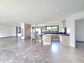  Maison � vendre 5 pi�ces 145 m�