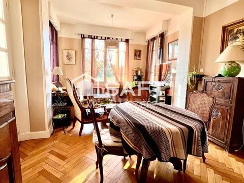   Jolie et confortable maison bourgeoise situ�e entre SENS et JOIGNY. Maison - 5 pi�ce(s) - 104 m�