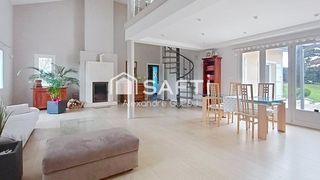  Maison � vendre 8 pi�ces 204 m�