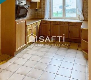  Maison � vendre 8 pi�ces 170 m�