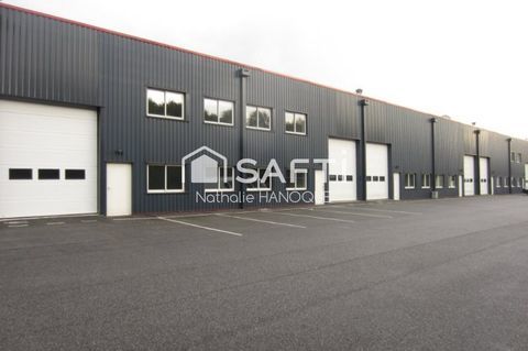 Box 250 m2 dont 39m&sup2; de bureau en rdc et &eacute;tage - Zone d'activit&eacute;s ANET 1500 78550 Houdan