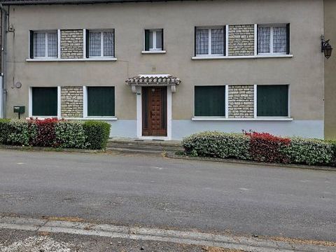   maison familiale 153m� -5 chambres-centre bourg Maison - 6 pi�ce(s) - 153 m�