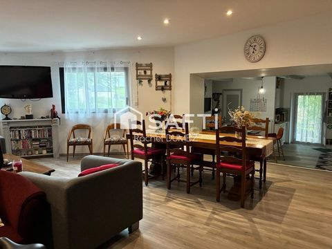   Au calme, dans un hameau, � 30 minutes de Rodez et 25 minutes de Villefranche de Rouergue Maison - 6 pi�ce(s) - 130 m�