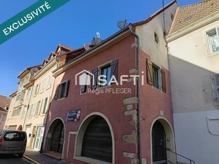  Immeuble � vendre 180 m�