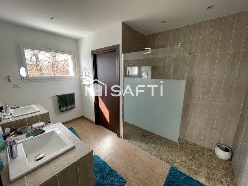 � vendre  Maison Saint-Maximin-la-Sainte-Baume (83470)