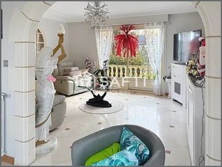  Maison � vendre 10 pi�ces 265 m�