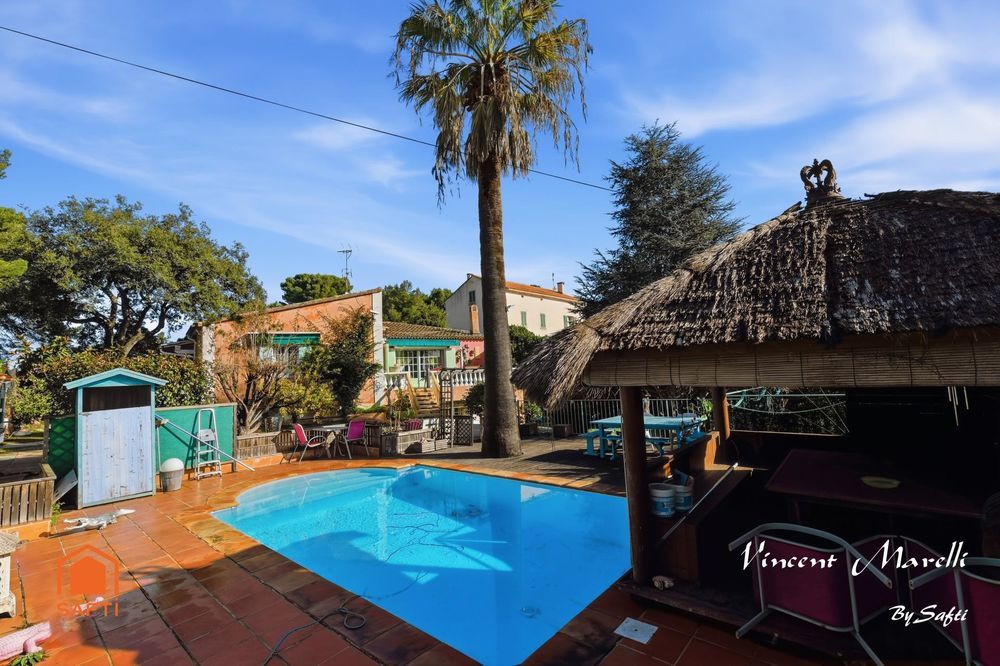 � vendre  Maison Hy�res (83400)