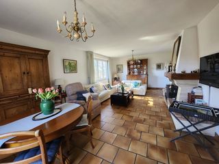  Maison � vendre 10 pi�ces 211 m�