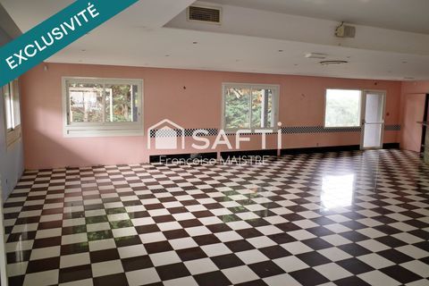 Local commercial 400 m&sup2; avec parking et terrasse 470000 81100 Castres