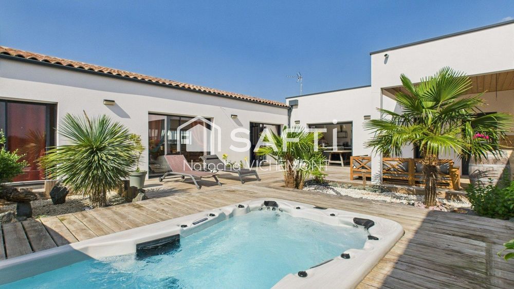 � vendre  Maison Angoulins (17690)