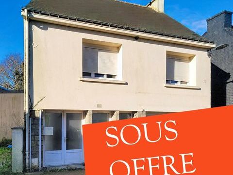   Maison 4 pi�ces+ local lou� au c�ur de Radenac Maison - 4 pi�ce(s) - 82 m�
