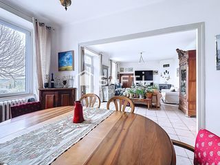  Maison � vendre 10 pi�ces 250 m�