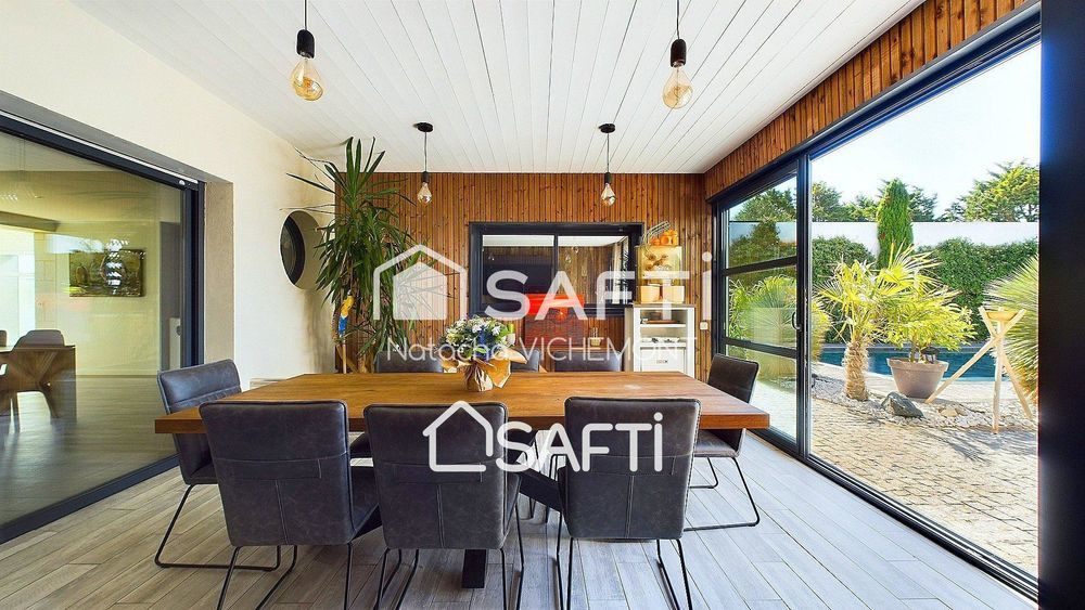 � vendre  Maison Angoulins (17690)