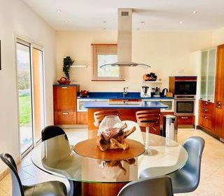  Maison � vendre 6 pi�ces 244 m�