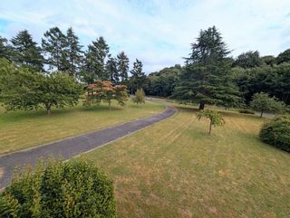  Maison � vendre 8 pi�ces 238 m�