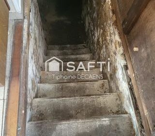  Maison � vendre 15 + pi�ces 310 m�