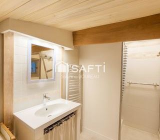  Immeuble � vendre 365 m�