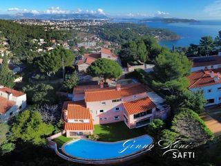  Maison � vendre 7 pi�ces 198 m�