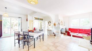  Maison � vendre 5 pi�ces 226 m�