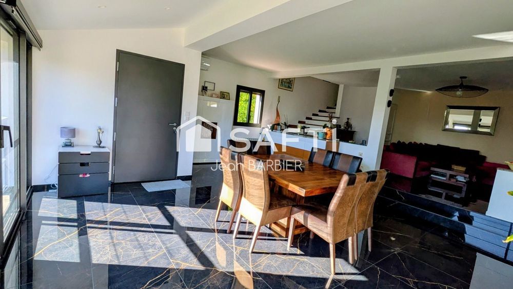 � vendre  Maison Toulon (83200)