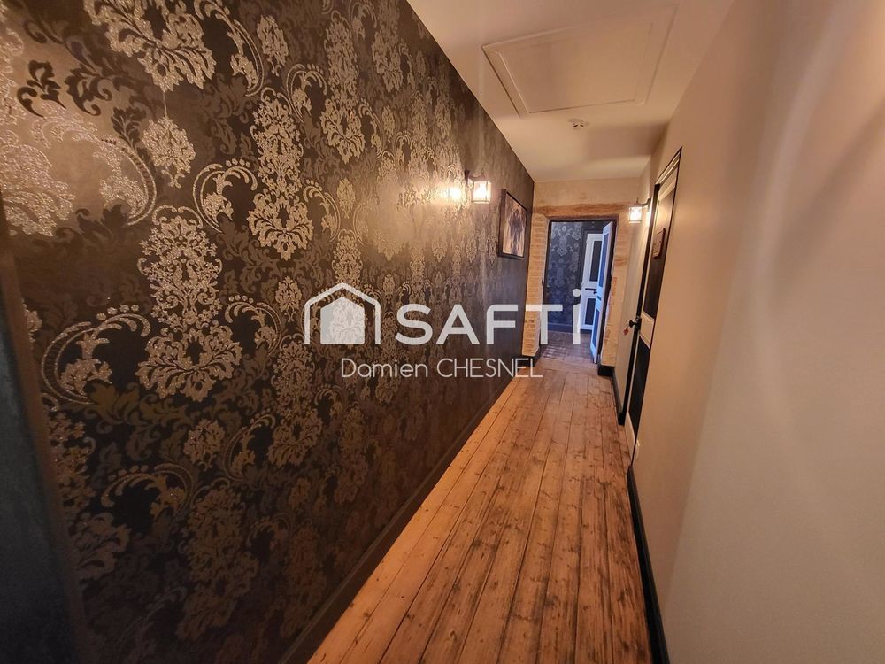 � vendre  Propri�t�/ch�teau Arcomps (18200)