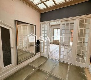  Immeuble � vendre 255 m�