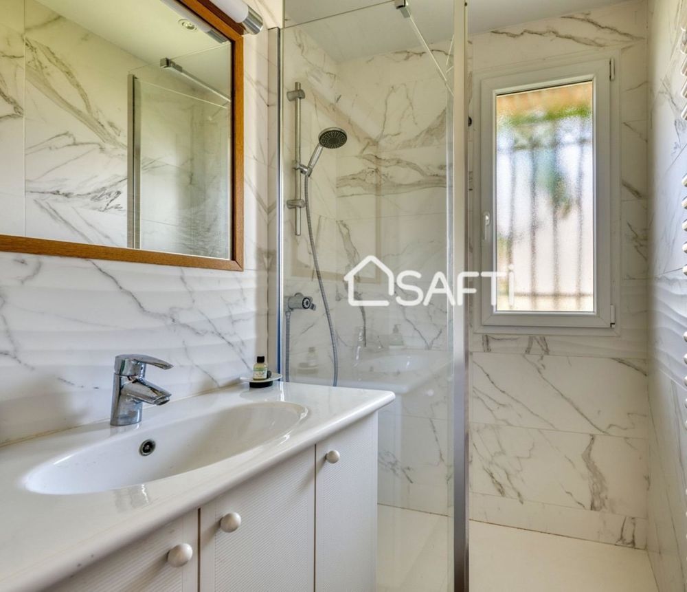 � vendre  Maison Noisy-le-Grand (93160)