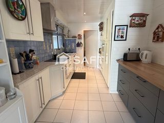  Maison � vendre 8 pi�ces 230 m�