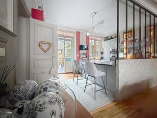  Maison � vendre 8 pi�ces 300 m�