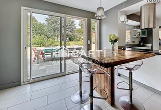  Maison � vendre 8 pi�ces 232 m�