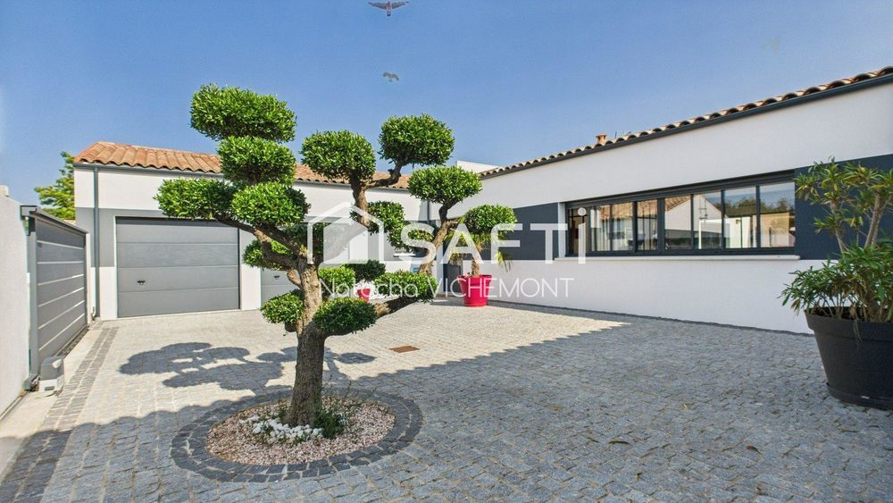 � vendre  Maison Angoulins (17690)