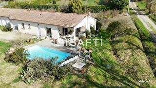  Maison � vendre 10 pi�ces 210 m�