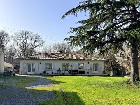   Maison T4 de plain pied d'environ 120 m2 situ�e � Fontcouverte Maison - 4 pi�ce(s) - 120 m�