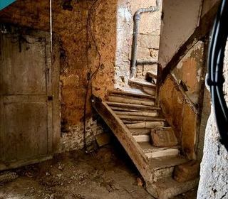  Immeuble � vendre 180 m�