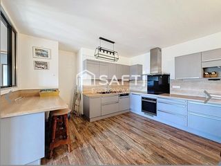  Appartement � vendre 4 pi�ces 131 m�