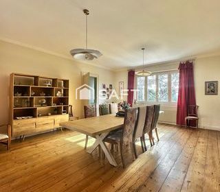  Maison � vendre 9 pi�ces 321 m�