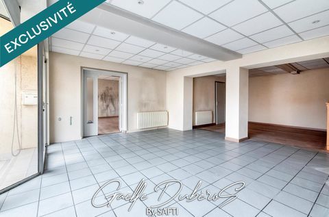 LOCAL COMMERCIAL***Pr&eacute; visite 3D disponible sur demande*** 98250 49330 Chateauneuf-sur-sarthe