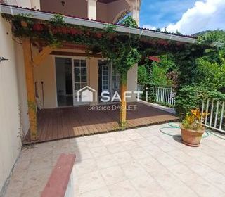  Maison � vendre 8 pi�ces 250 m�