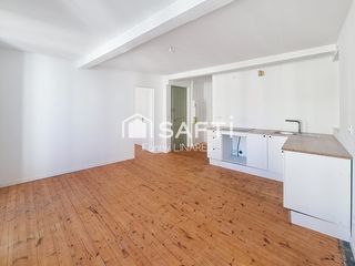  Immeuble � vendre 240 m�