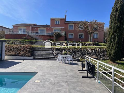   Propri�t� de caract�re avec parc paysager et piscine � proximit� de Toulouse Maison - 8 pi�ce(s) - 237 m�