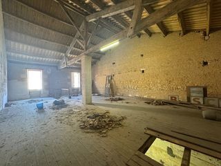  Immeuble � vendre 237 m�