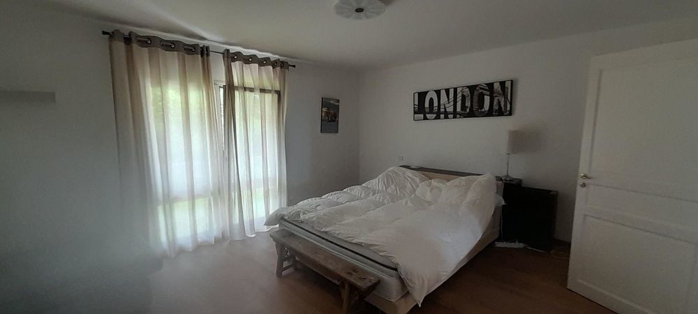 � vendre  Maison Divonne-les-Bains (01220)